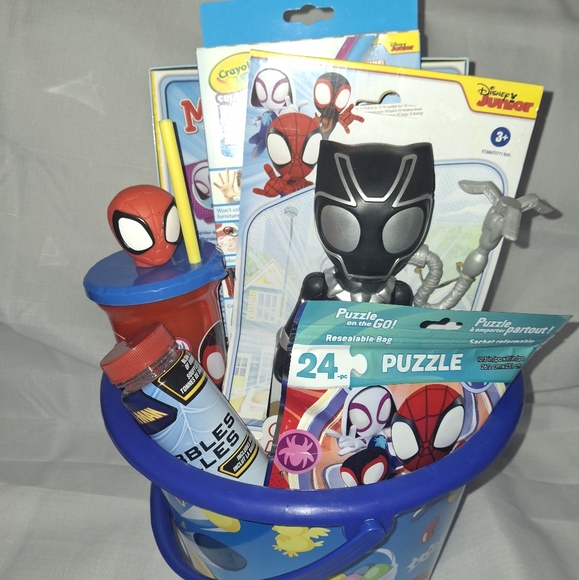 SpiderMan Easter Bucket filled With Amazing Spidey & Friends themed items - Picture 1 of 15
